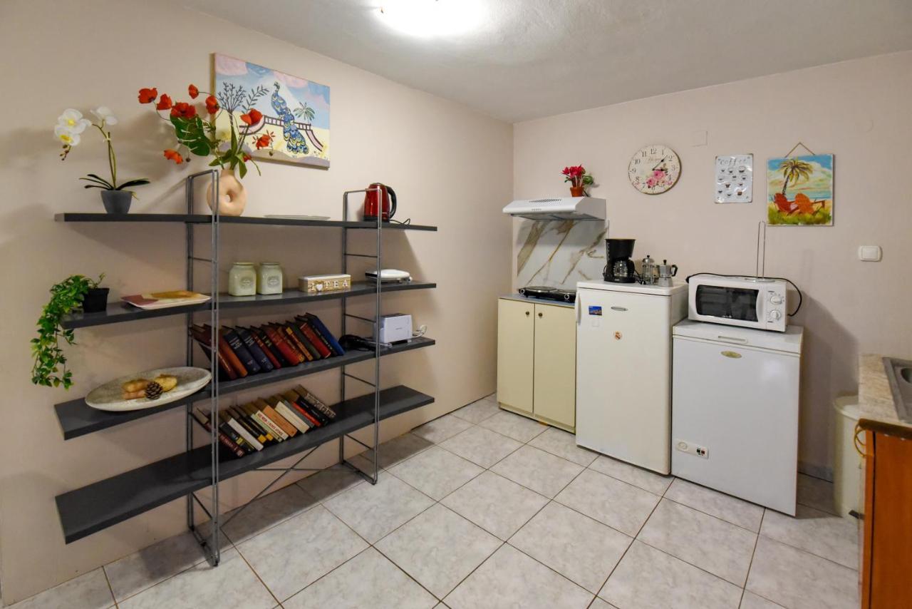 Anemos Old Town Apartment Кавала Екстериор снимка
